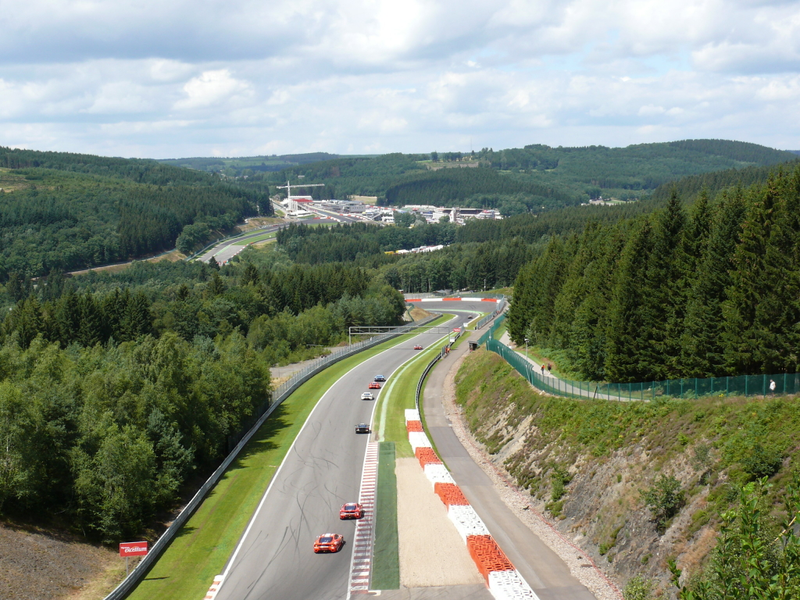 Illustration for article titled The Ten Prettiest Racetracks In The World